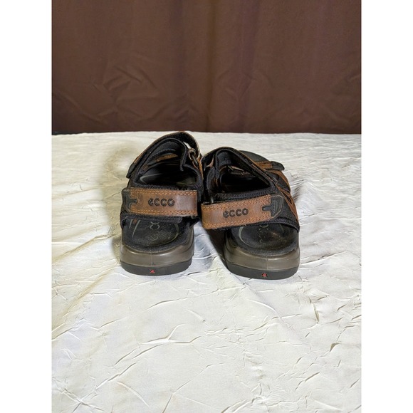 Ecco Yucatan Sandals Mens Size 9 Casual Hiking Gorpcore Leather Brown Strap Hike main image 6